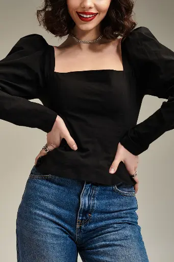 黑色天鵝絨方領襯衫