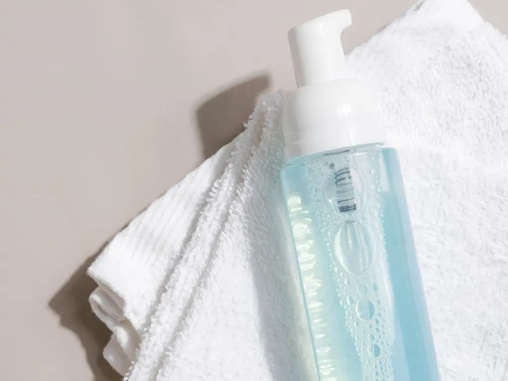 Gentle Facial Cleanser